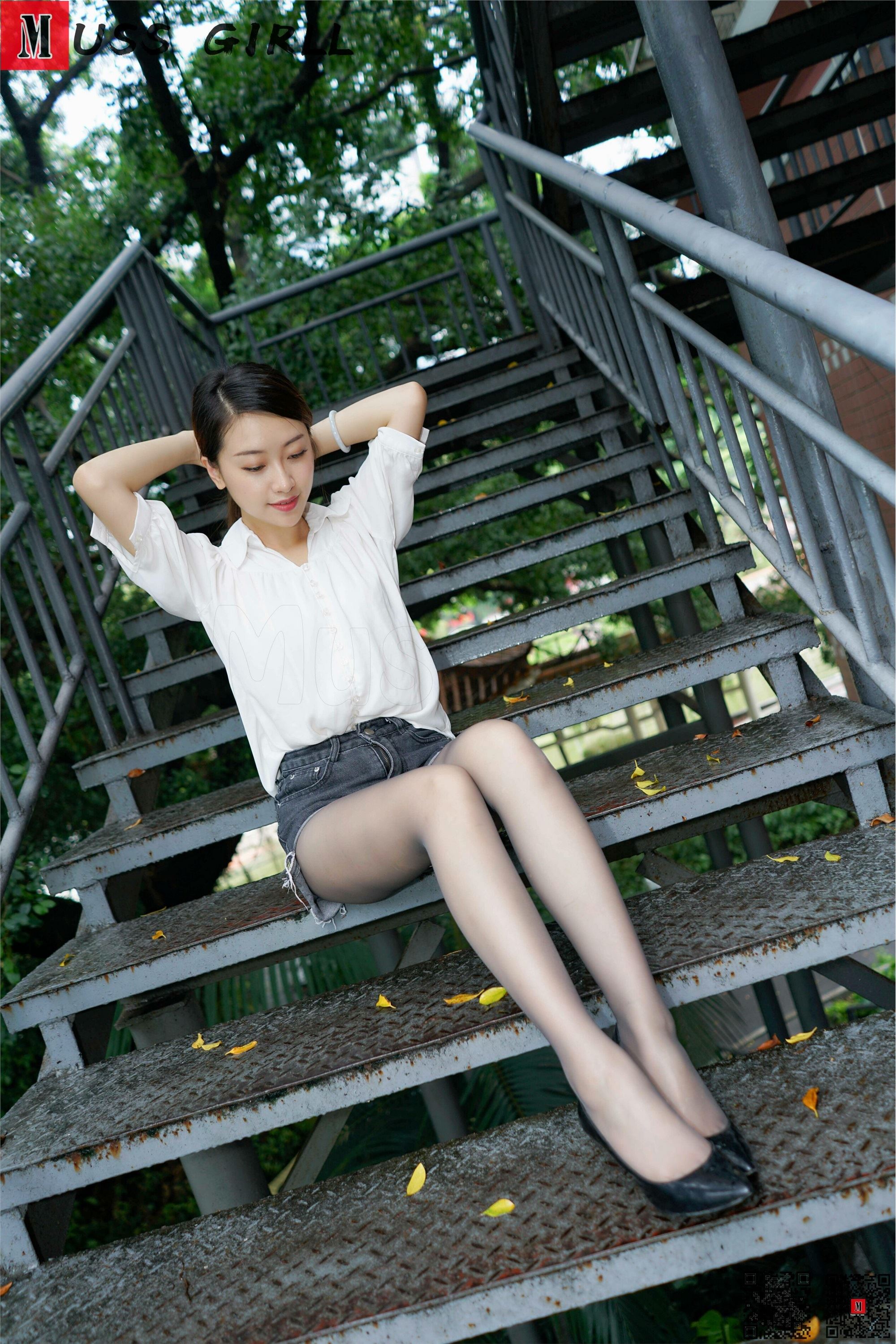 MussGirl慕丝女郎  NO.151 牛仔热裤油亮黑丝